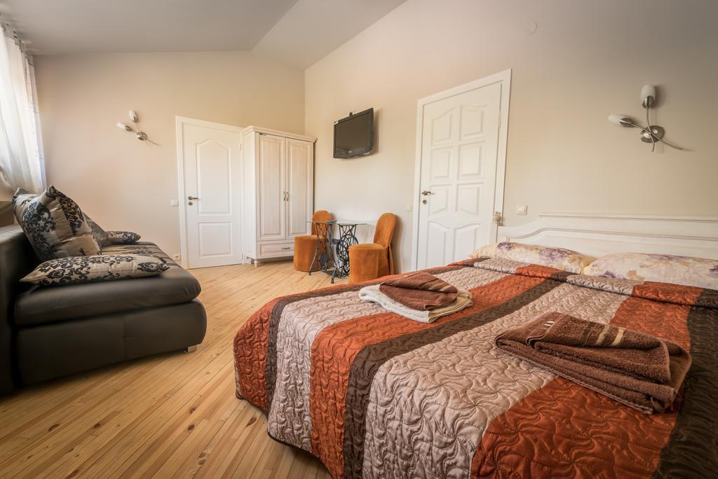 Karkles Villa - Prie Juros Buitenkant foto